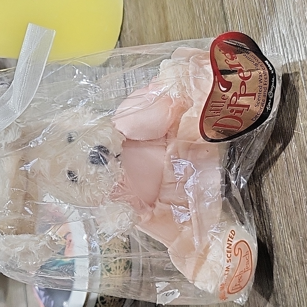 Vintage Little Dippers scented Wax figurine Bunny